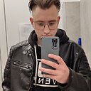 Знакомства: Артём, 21 год, Кишинев