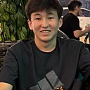 Знакомства: Мустафа, 21 год, Астана