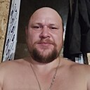 Знакомства: Игорь, 38 лет, Белово