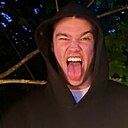 Знакомства: Гриша, 20 лет, Саратов