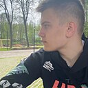 Знакомства: Максим, 21 год, Киреевск