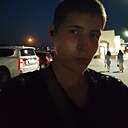 Знакомства: Даниил, 18 лет, Лиски