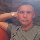 Знакомства: Артём, 31 год, Усолье-Сибирское
