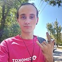 Знакомства: Виктор, 26 лет, Волжский