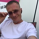 Знакомства: Александр, 37 лет, Магадан