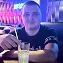 Знакомства: Олег, 32 года, Новосибирск