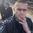 Знакомства: Виталий, 25 лет, Омск