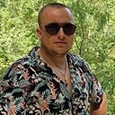 Знакомства: Артем, 33 года, Волгодонск