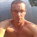 Знакомства: Александр, 33 года, Октябрьский