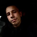 Знакомства: Алекс, 28 лет, Снежное