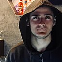 Знакомства: Андрей, 18 лет, Екатеринбург