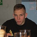 Знакомства: Максим, 23 года, Москва