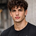 Знакомства: Михаил, 21 год, Киров