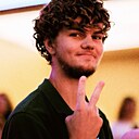 Знакомства: Максим, 19 лет, Красноярск