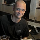 Знакомства: Александр, 22 года, Тобольск