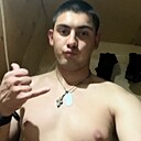 Знакомства: Михаил, 21 год, Луга