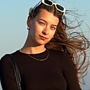 Знакомства: Света, 20 лет, Москва