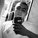 Знакомства: Виктор, 19 лет, Городец