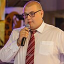 Знакомства: Максим, 22 года, Москва