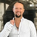 Знакомства: Виктор, 38 лет, Симферополь