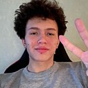 Знакомства: Матвей, 19 лет, Новосибирск