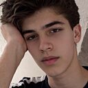 Знакомства: Дмитрий, 18 лет, Хабаровск