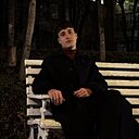 Знакомства: Артур, 27 лет, Владивосток