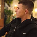 Знакомства: Евгений, 30 лет, Чебоксары