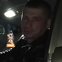Знакомства: Олег, 31 год, Мелитополь
