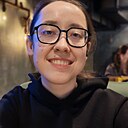 Знакомства: Ксения, 25 лет, Ижевск