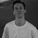 Знакомства: Кирилл, 24 года, Москва