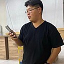 Знакомства: Борис, 19 лет, Мерке