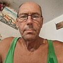 Знакомства: Андрей, 64 года, Артем