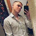 Знакомства: Alex, 22 года, Владивосток