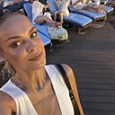 Знакомства: Полина, 26 лет, Москва