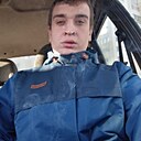 Знакомства: Илья, 32 года, Саратов