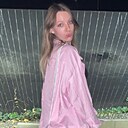 Знакомства: Юлия, 19 лет, Москва