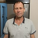 Знакомства: Роман, 44 года, Саратов