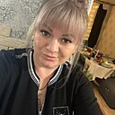 Знакомства: Виктория, 40 лет, Магнитогорск