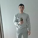 Знакомства: Макс, 35 лет, Житикара