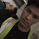 Знакомства: Максим, 26 лет, Москва