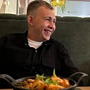 Знакомства: Евгений, 24 года, Саратов