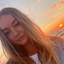 Знакомства: Настя, 32 года, Симферополь