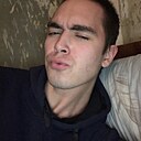 Знакомства: Артем, 22 года, Донецк