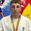 Знакомства: Арсений, 18 лет, Белгород