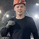Знакомства: Илья, 21 год, Змеиногорск