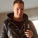 Знакомства: Олег, 33 года, Павлодар