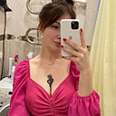 Знакомства: Вика, 23 года, Тюмень