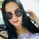 Знакомства: Алина, 27 лет, Донецк