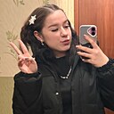 Знакомства: Алина, 23 года, Санкт-Петербург